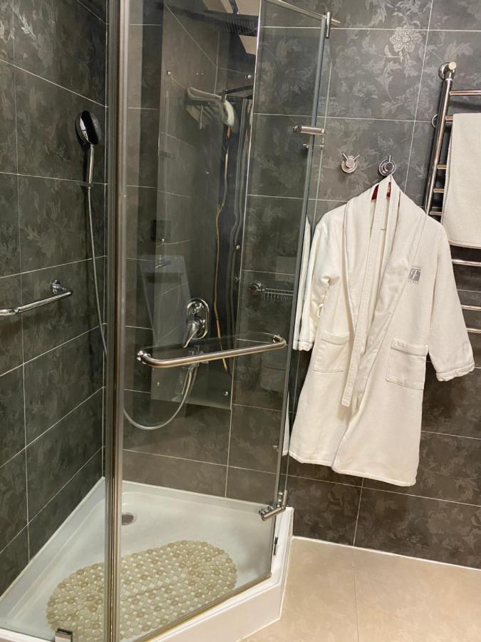 Hotel Feride Vinnitsa Eksteriør bilde
