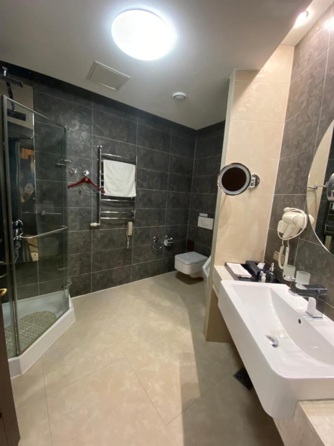 Hotel Feride Vinnitsa Eksteriør bilde