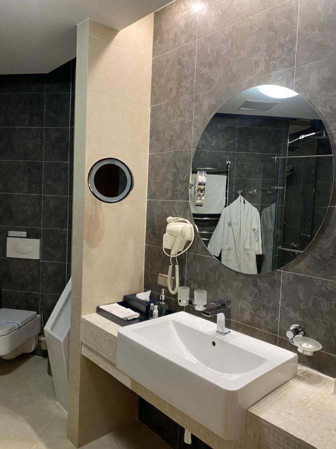 Hotel Feride Vinnitsa Eksteriør bilde