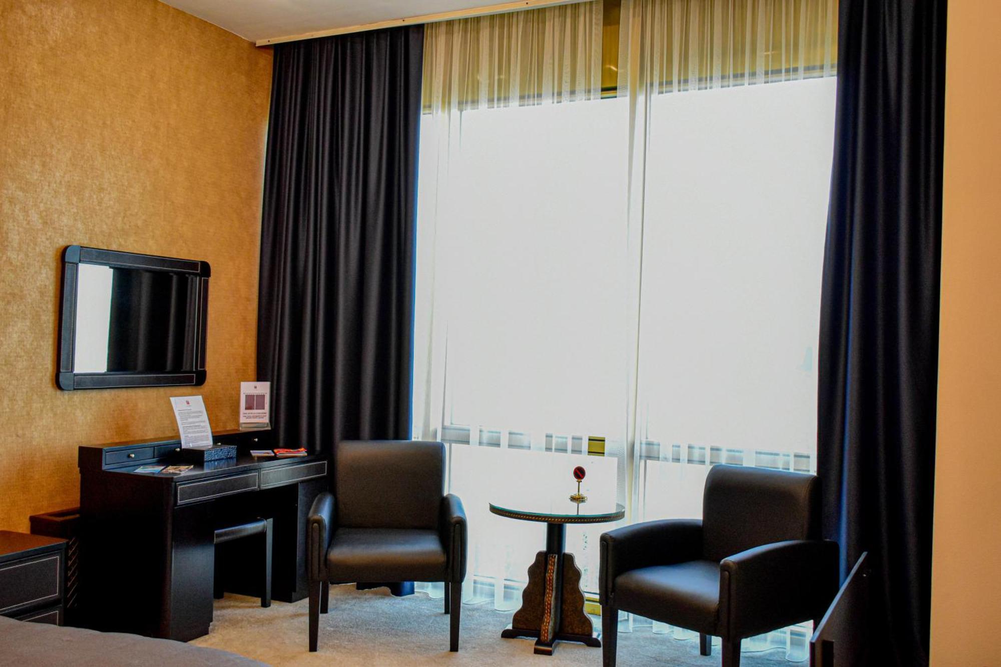 Hotel Feride Vinnitsa Eksteriør bilde