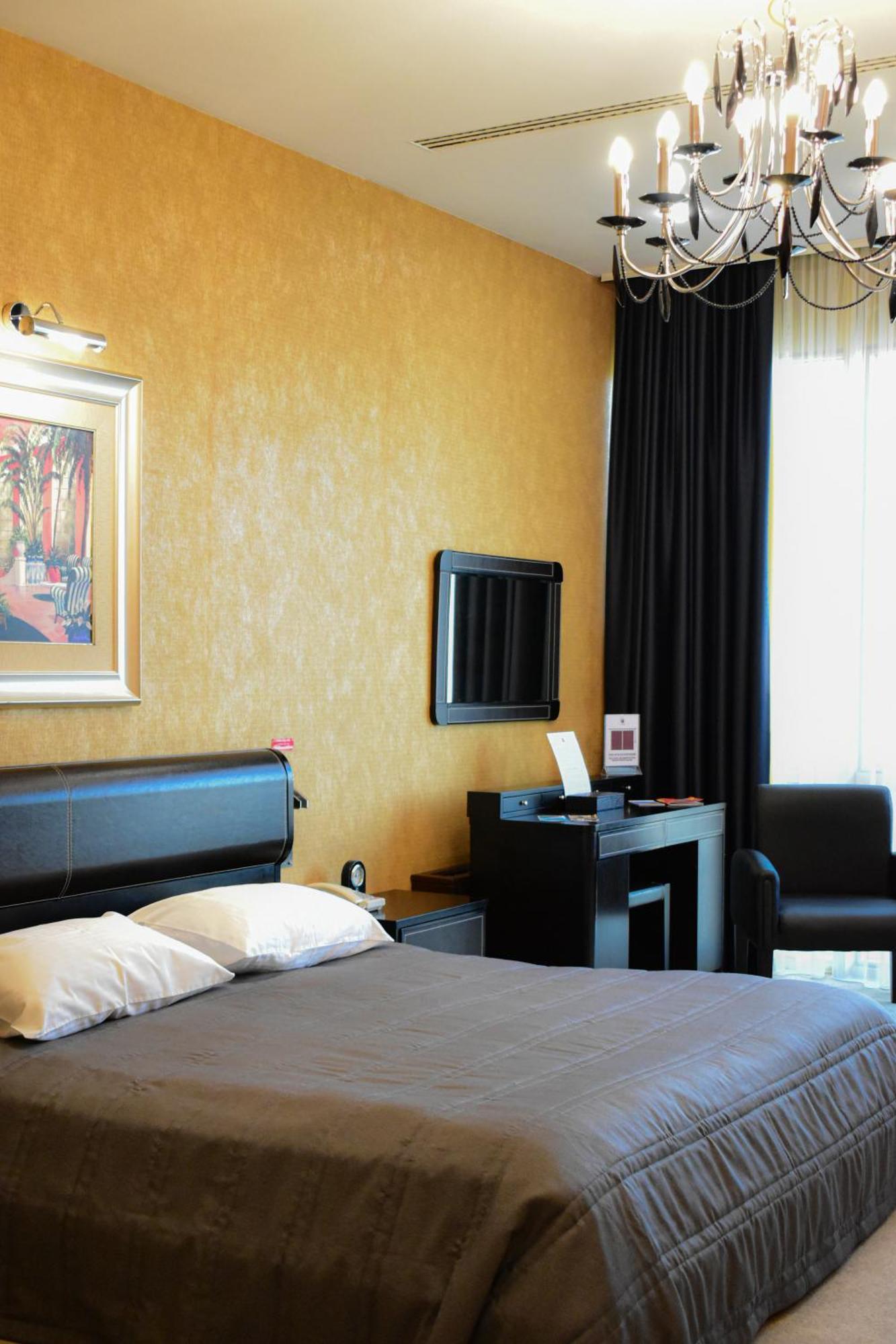 Hotel Feride Vinnitsa Eksteriør bilde