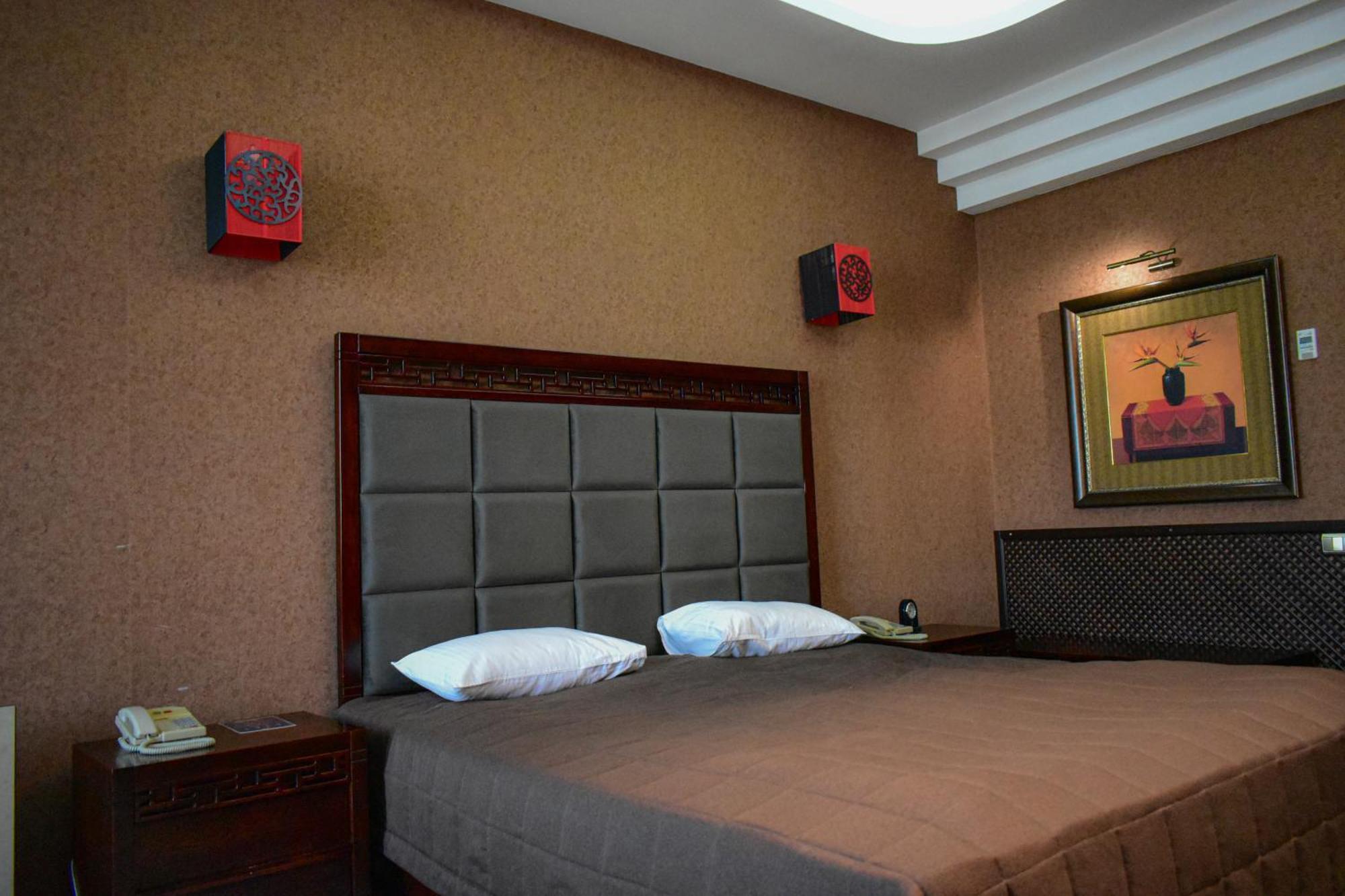Hotel Feride Vinnitsa Eksteriør bilde